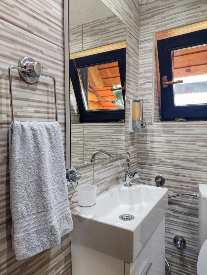 Hacienda Burzic Apartman Kulen Vakuf Kültér fotó