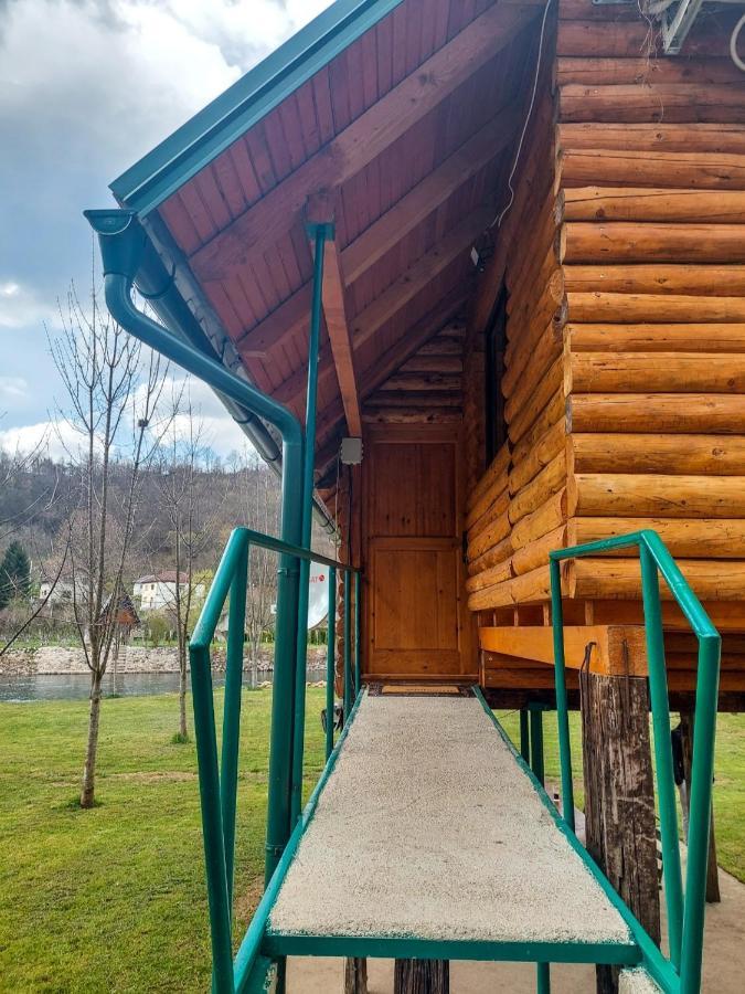 Hacienda Burzic Apartman Kulen Vakuf Kültér fotó