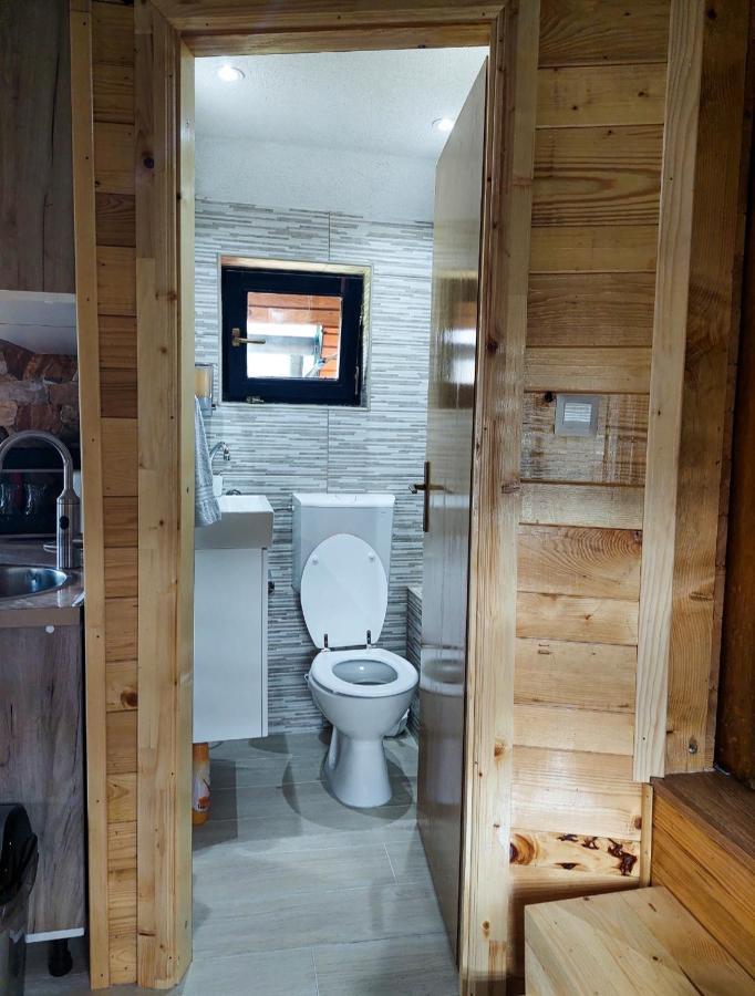 Hacienda Burzic Apartman Kulen Vakuf Kültér fotó