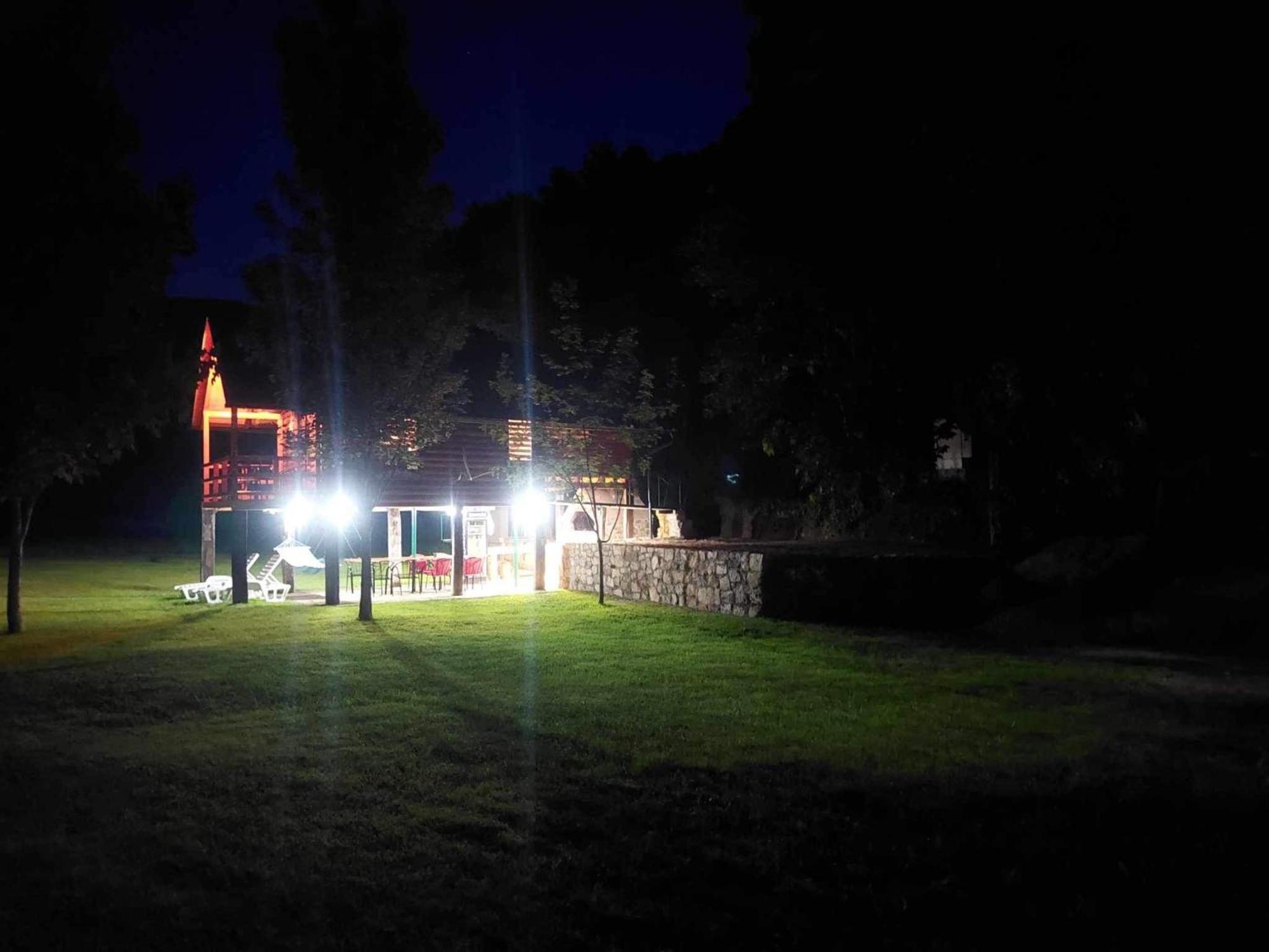 Hacienda Burzic Apartman Kulen Vakuf Kültér fotó